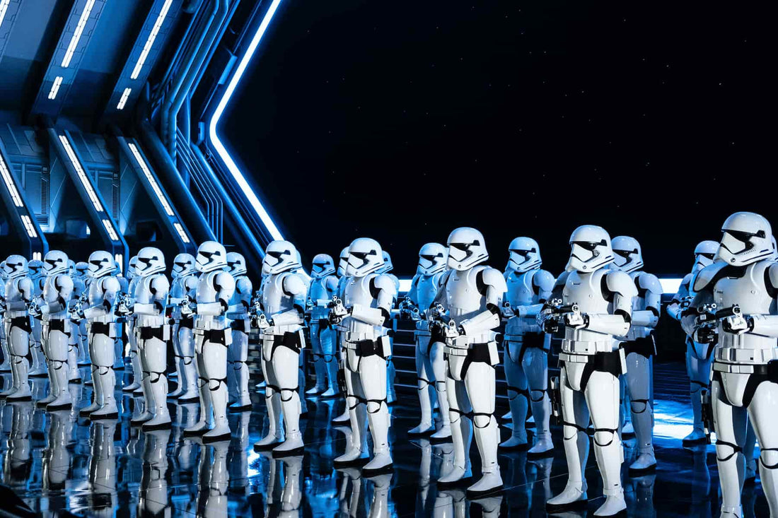 What is the correct way to watch Star Wars - Padawan Outpost