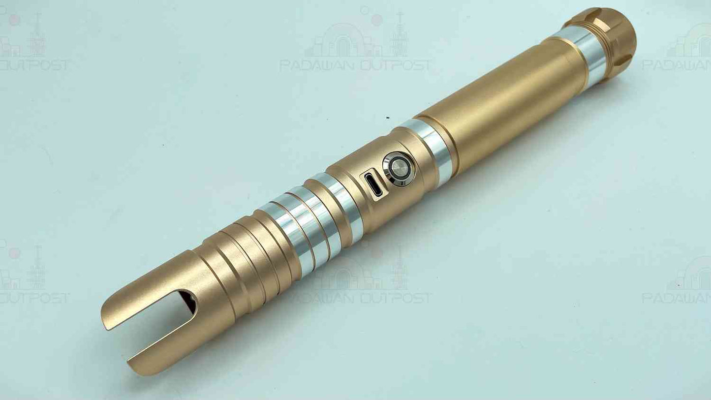 Combat Saber - Model Hunter-Padawan Outpost