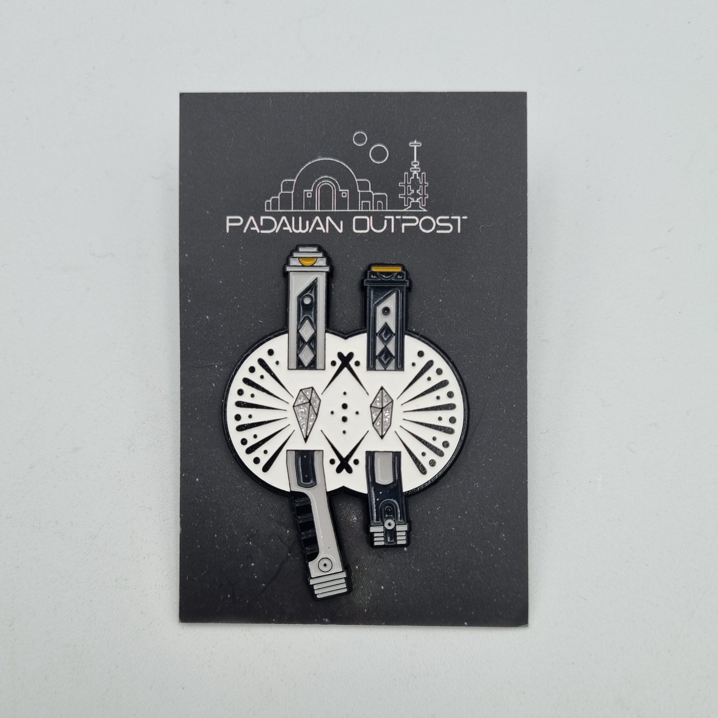 Saber crystal pin badge-Padawan Outpost