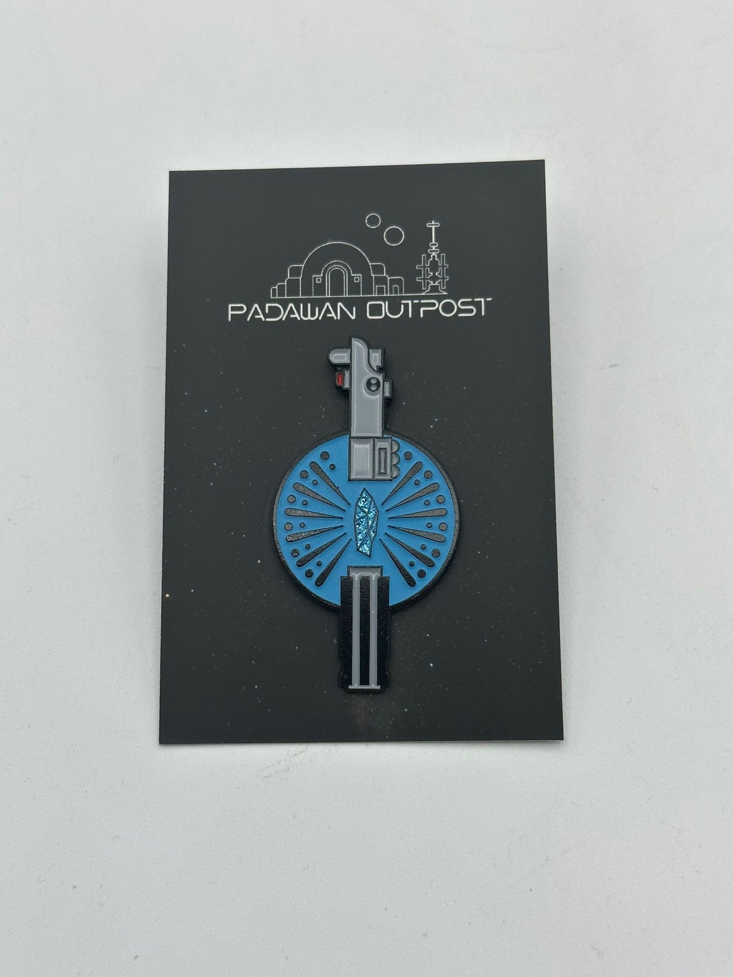 Saber crystal pin badge-Padawan Outpost
