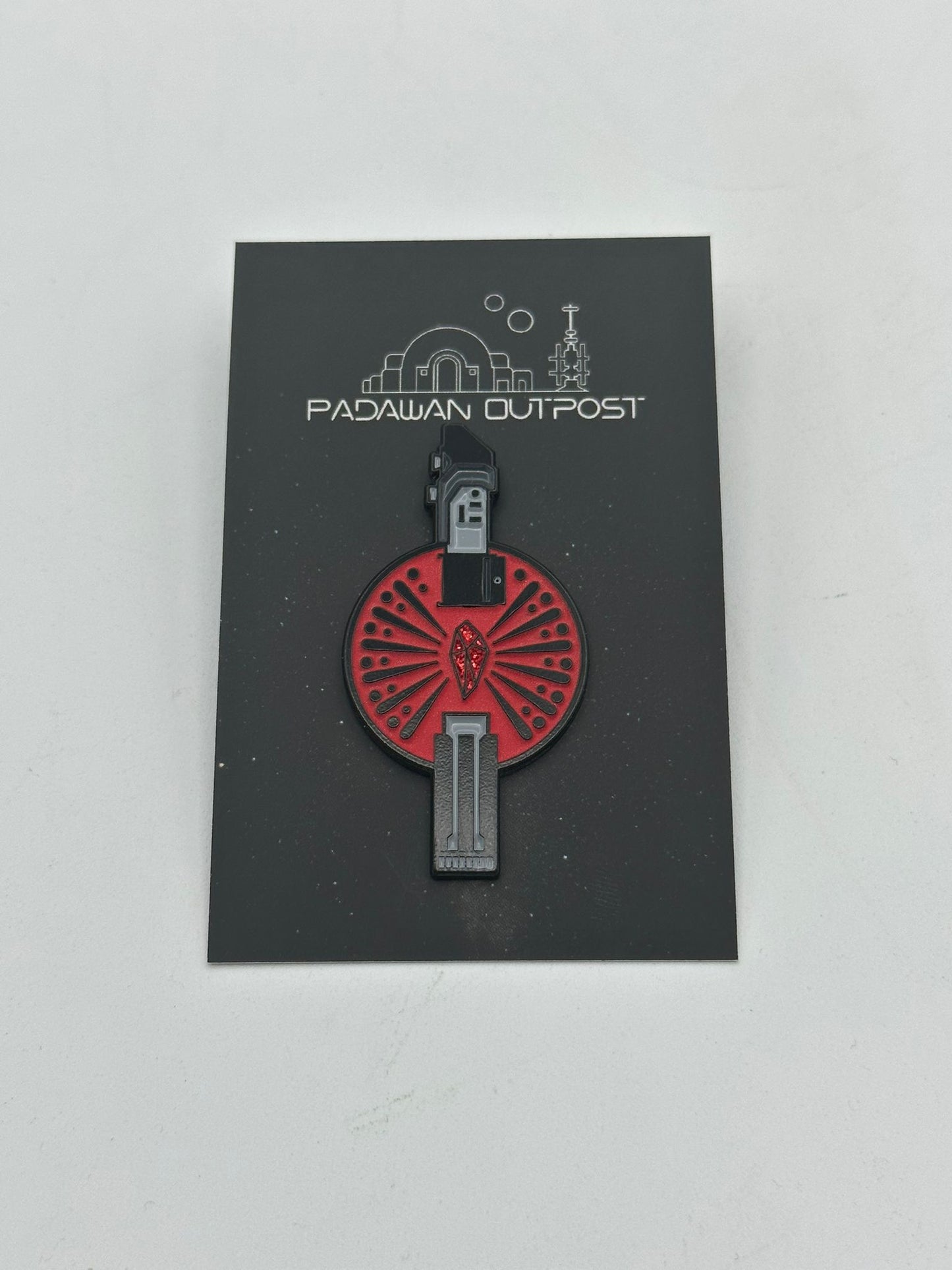 Saber crystal pin badge-Padawan Outpost