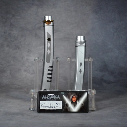 Signature Saber - Model Ahsoka Duo & Signed Plaque