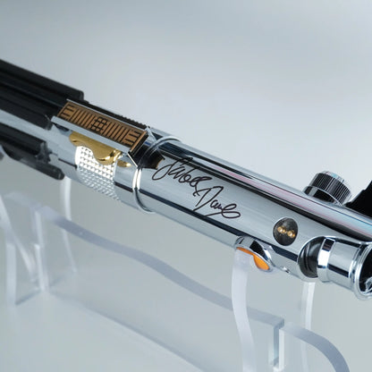 Signature Edition Saber - Model Ani - Signed by Hayden Christensen