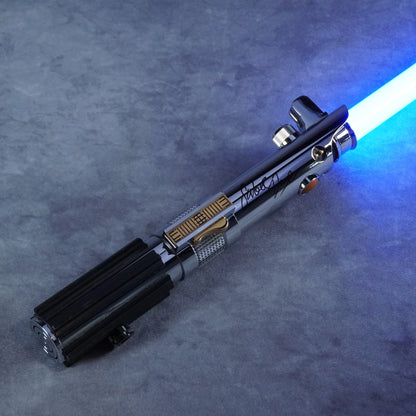 Signature Edition Saber - Model Ani - Signed by Hayden Christensen