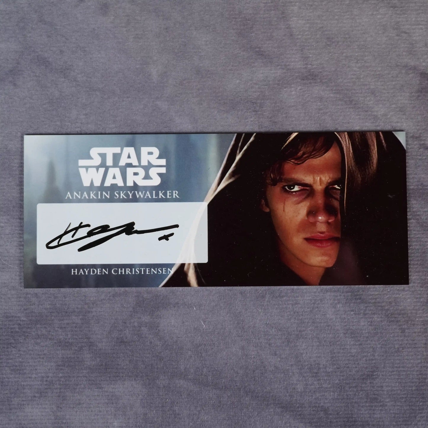 Signature Saber - Model Anakin Ep II (Chosen One) & Signed Plaque