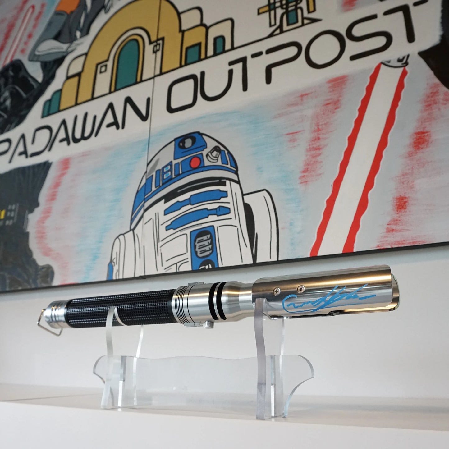 Raffle: Combat Saber - Model Cal V3 | Limited Edition Cameron Monaghan Signature
