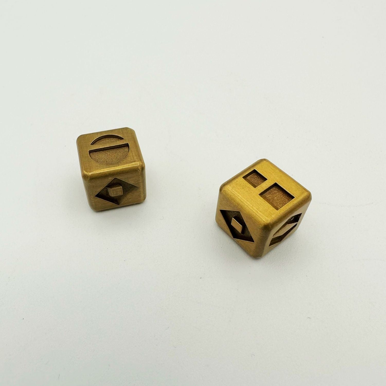 Classic Sabacc Dice – Padawan Outpost