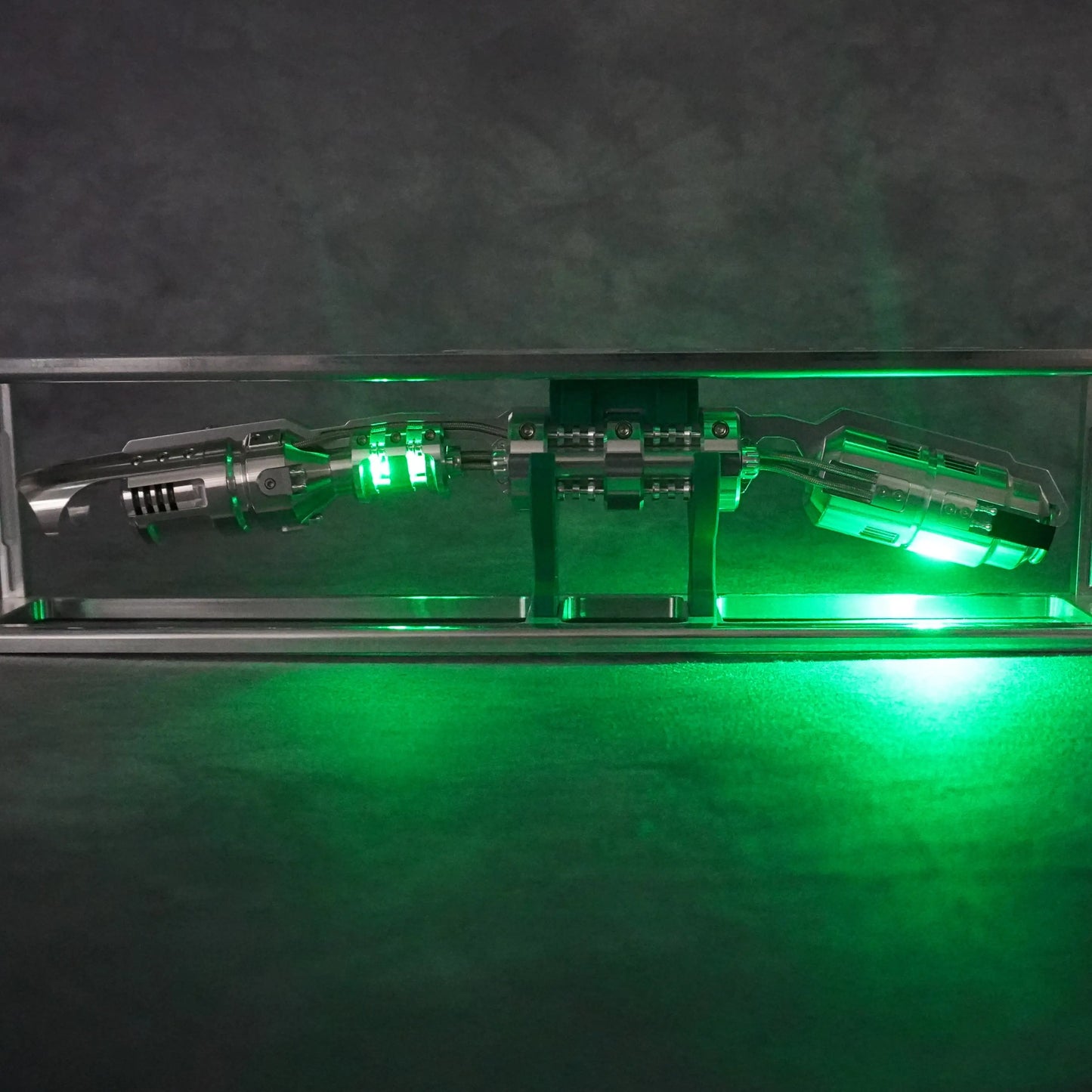 Raffle: Green Mamba Custom Saber