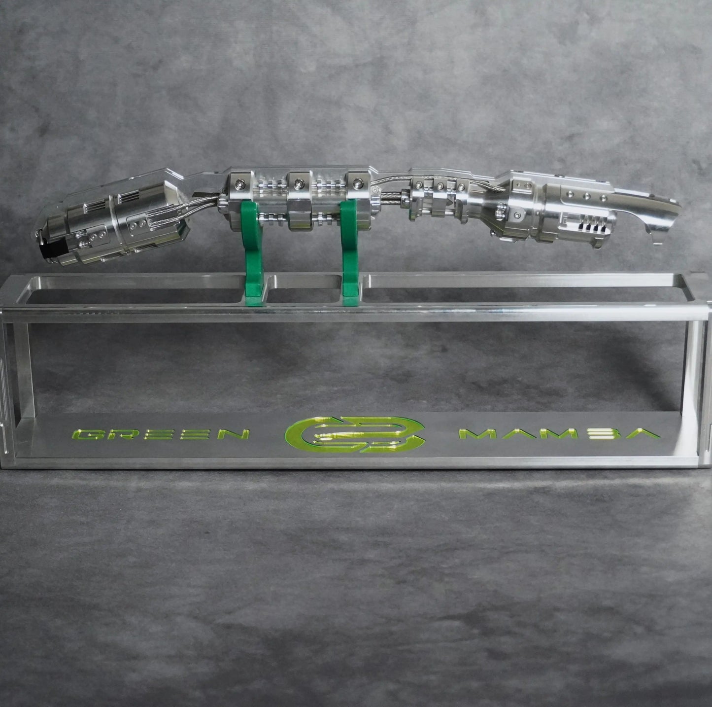 Raffle: Green Mamba Custom Saber