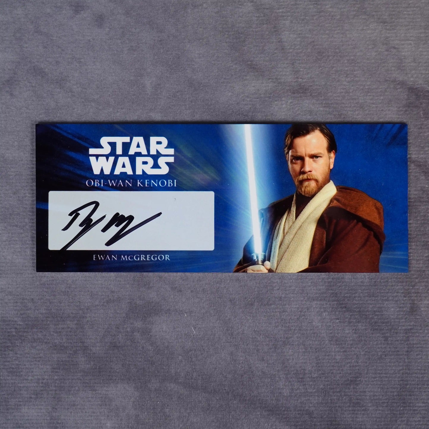 Signature Saber - Model Obi-Wan E1 & Signed Plaque