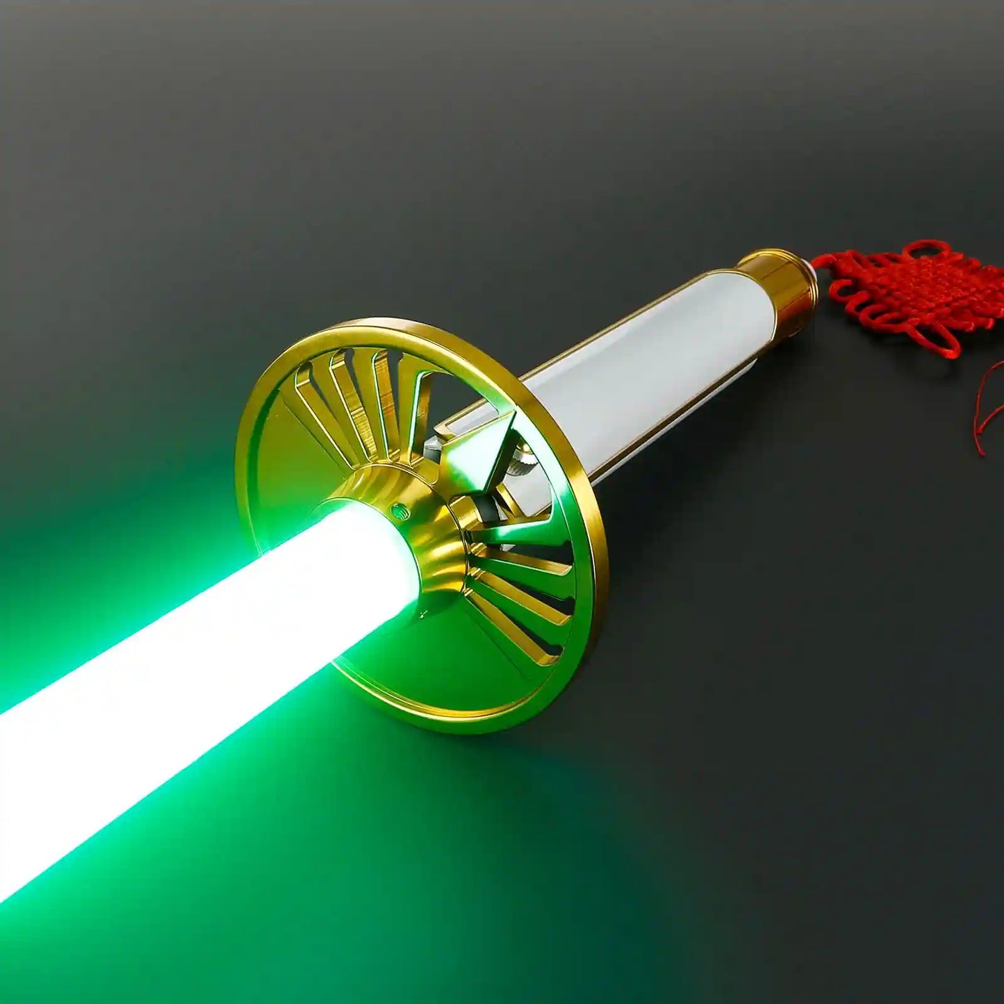 Combat Saber – Model Lily Tora-Asi