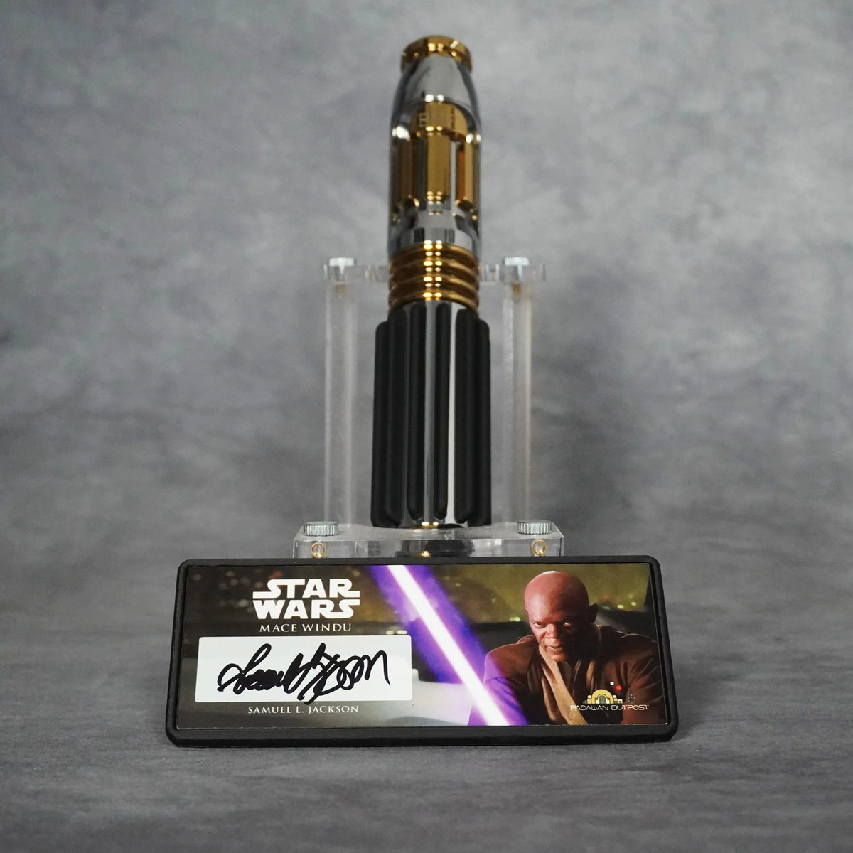 Signature Edition Lightsaber - Model Mace Windu, Signed by Samuel L. Jackson