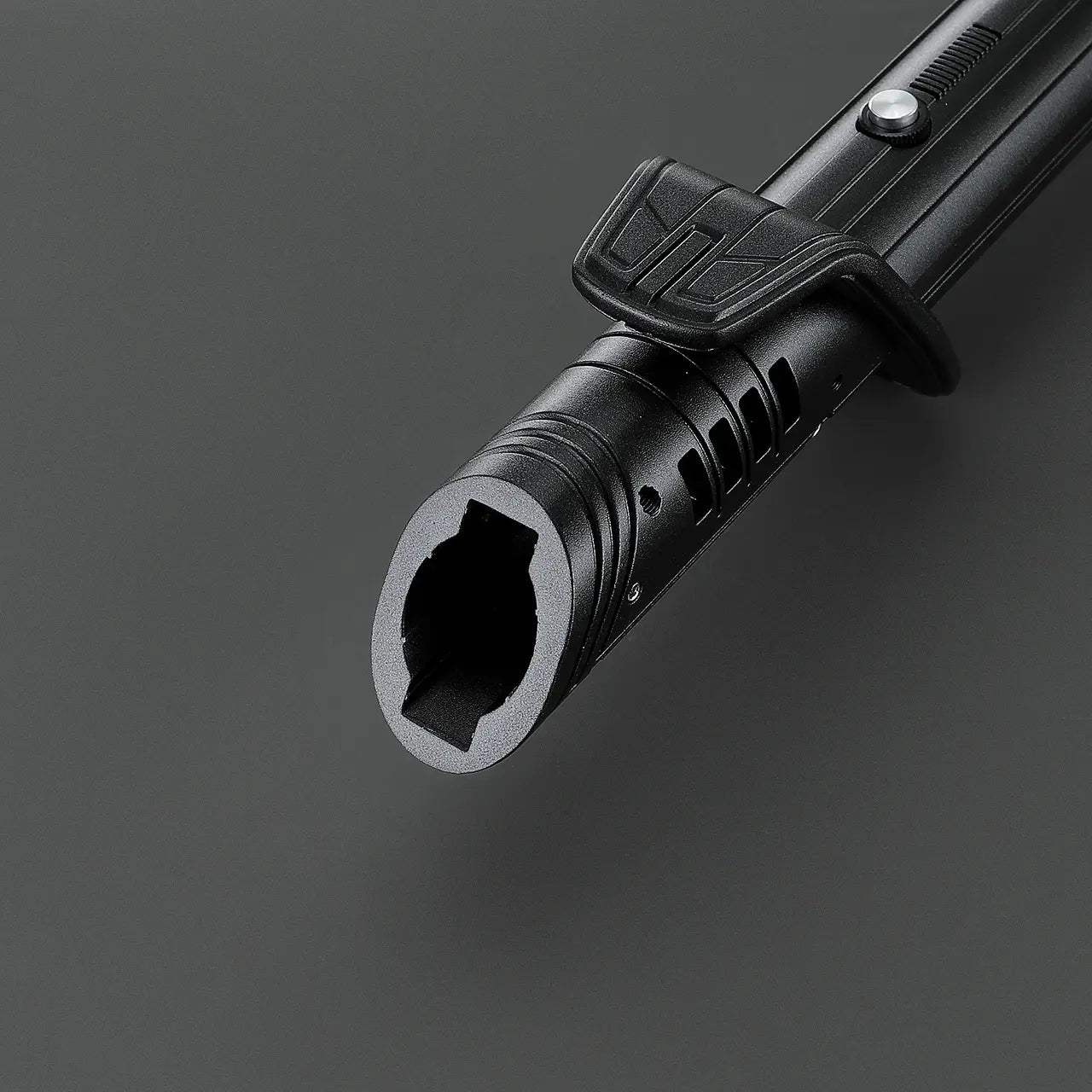 Combat Saber - Model Darksaber Spin